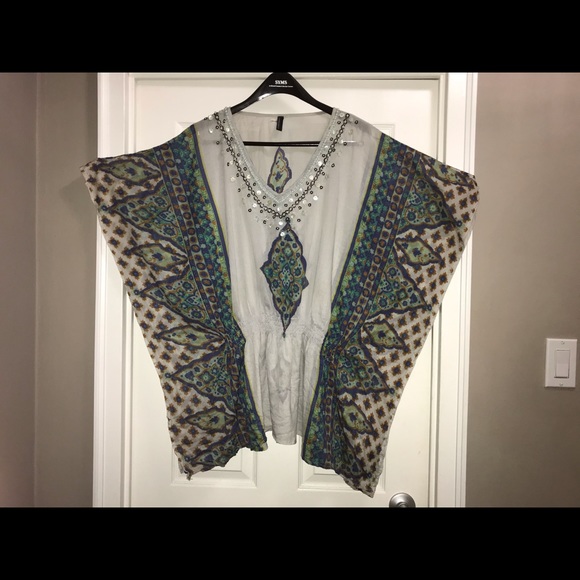 2/$20 🛍 Patterned Cynthia Rowley Tunic - Picture 5 of 6